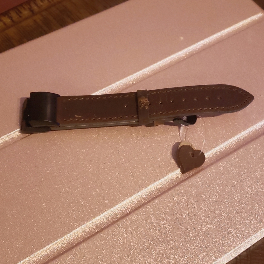 Brown leather Fitbit Charge 2 band